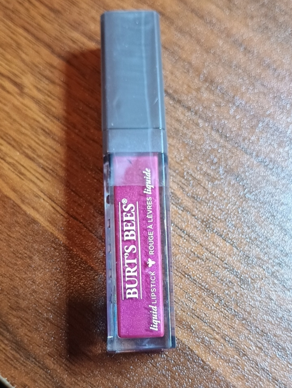 Burt's Bees Liquid Lipstick 823 Rhubarb Rapids